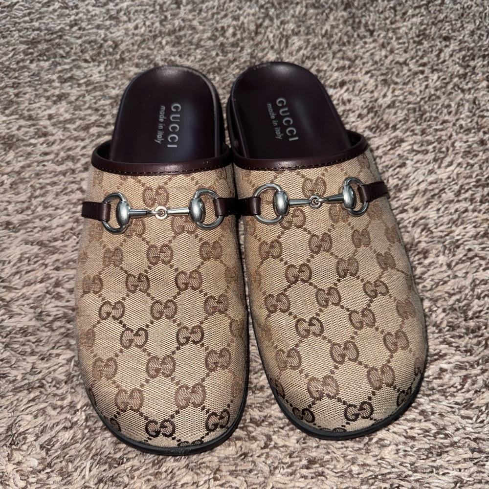 Gucci GG Canvas Horsebit Backless Mules in Burgundy and Beige